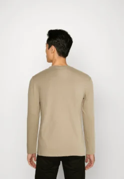 Pier One 5 Pack - Longsleeve - Tan/Light Blue/White -Pier One Verkoop 008645d5688d422a8f4d63dd27c62de9 scaled