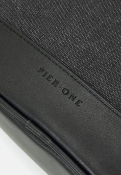 Pier One Unisex - Toilettas - Black -Pier One Verkoop 05d508e36bb14f79b1a50f5dfb5612b7 scaled