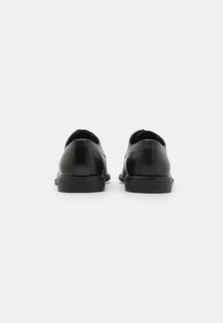 Pier One Leather - Veterschoenen - Black 8 Pier One Leather - Veterschoenen - Black -Pier One Verkoop 0afdf8903b2347749acc279da93c5cfa scaled