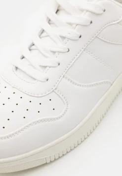 Pier One Sneakers Laag - White 11 Pier One Sneakers Laag - White -Pier One Verkoop 11c4d514e4f54887ad436bced4a1e9fd scaled