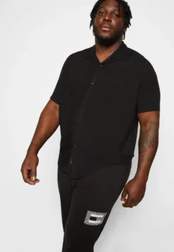 Pier One Overhemd - Black -Pier One Verkoop 1468350dac8944c6ace78f6515d4f187 scaled