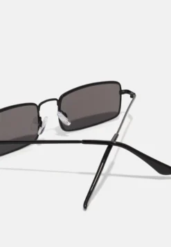 Pier One Zonnebril - Black 6 Pier One Zonnebril - Black -Pier One Verkoop 1481330224b7448db38646ebb31c1788 scaled