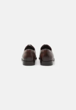 Pier One Leather - Veterschoenen - Brown 8 Pier One Leather - Veterschoenen - Brown -Pier One Verkoop 1c759d325d734a468e86a81ae4e33748 scaled
