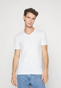 Pier One V Neck Bird Tonal 3 Pack - T-Shirt Basic - Light Brown/White/Dark Blue -Pier One Verkoop 1f5463f9c0604b97998b18e77595bc5f scaled