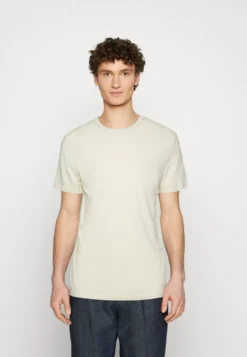 Pier One 5 Pack - T-Shirt Basic - White/Off-White/Light Grey/Beige/Black 14 Pier One 5 Pack - T-Shirt Basic - White/Off-White/Light Grey/Beige/Black -Pier One Verkoop 2080cef67e4342a08a7157119540830d scaled