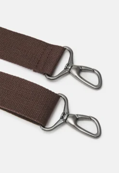 Pier One Unisex - Reistas - Dark Blue 9 Pier One Unisex - Reistas - Dark Blue -Pier One Verkoop 21fc02303da74c61b0472a06740b198e scaled