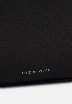Pier One Unisex - Weekendtas - Black -Pier One Verkoop 2347f9944c994f269d9b55ed5a8ce568 scaled