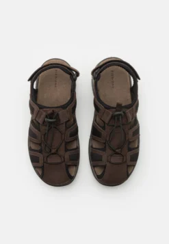 Pier One Leather - Outdoorsandalen - Brown 9 Pier One Leather - Outdoorsandalen - Brown -Pier One Verkoop 2f7ff40eeede463ba421d45819843353 scaled