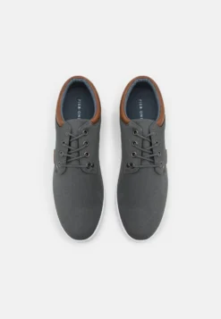 Pier One Unisex - Sneakers Laag - Grey -Pier One Verkoop 300f1aa95a2a4579b4a07e57470c9afc scaled