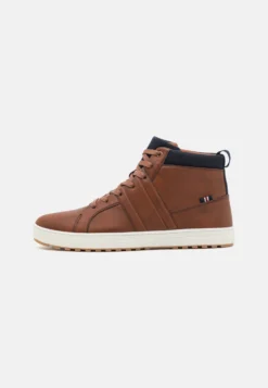 Pier One Sneakers Hoog - Cognac
