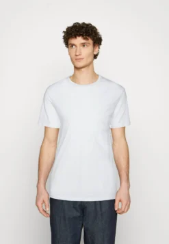 Pier One 5 Pack - T-Shirt Basic - White/Off-White/Light Grey/Beige/Black 13 Pier One 5 Pack - T-Shirt Basic - White/Off-White/Light Grey/Beige/Black -Pier One Verkoop 4056b30b5189444882c695ca4007c80d scaled