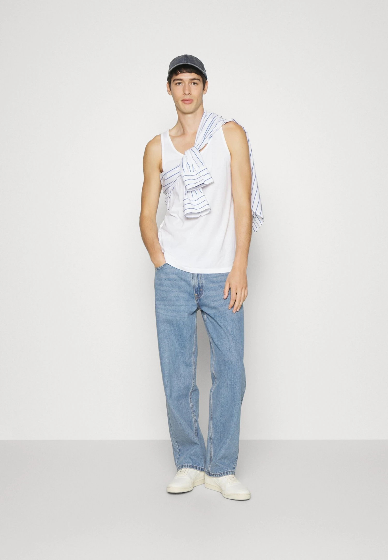 Pier One 5Pack - Top - White 1 Pier One 5Pack - Top - White