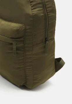 Pier One Travel Compact Backpack Foldable Unisex - Rugzak - Khaki 9 Pier One Travel Compact Backpack Foldable Unisex - Rugzak - Khaki -Pier One Verkoop 4826ecaf1d37448cb8371124bf6b826a scaled