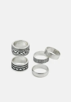 Pier One 5 Pack - Ring - Silver-Coloured -Pier One Verkoop 48d9426159f14295beb9816060c1545d scaled