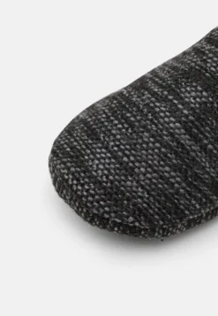 Pier One Pantoffels - Black 11 Pier One Pantoffels - Black -Pier One Verkoop 50c6e37e4898429699554a8740194458 scaled