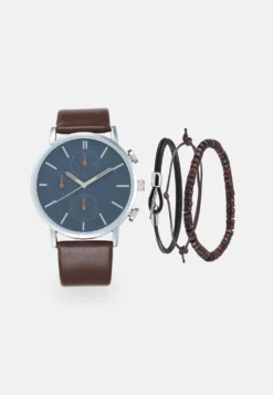 Pier One Set - Horloge - Cognac