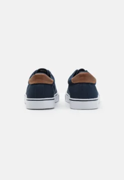 Pier One Unisex - Sneakers Laag - Dark Blue -Pier One Verkoop 5ef87d0fc09b438cb7de950bb9ab19ad scaled