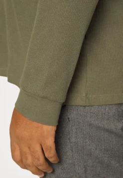 Pier One Longsleeve - Olive 11 Pier One Longsleeve - Olive -Pier One Verkoop 612d7def041345c5919aa60fd72cef62 scaled