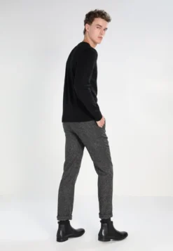 Pier One Trui - Black -Pier One Verkoop 675afff738254777bfb69195257fb8da