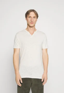 Pier One T-Shirt Basic - Off-White