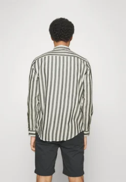 Pier One Overhemd - Dark Blue/White -Pier One Verkoop 6a768fab03e743e1878faa1a627f95c9 scaled