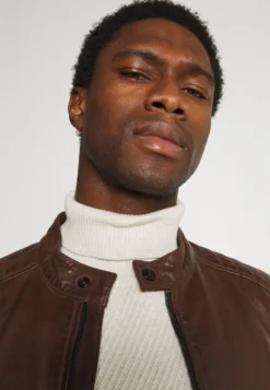 Pier One Trui - Off-White 11 Pier One Trui - Off-White -Pier One Verkoop 6b019bdf847d43f58d8bd0879e4653f9 scaled