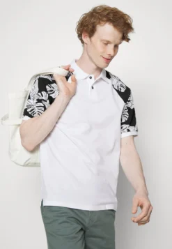 Pier One Poloshirt - White -Pier One Verkoop 7c4f4d6a49f54a67ac2f03aa25144d55 scaled