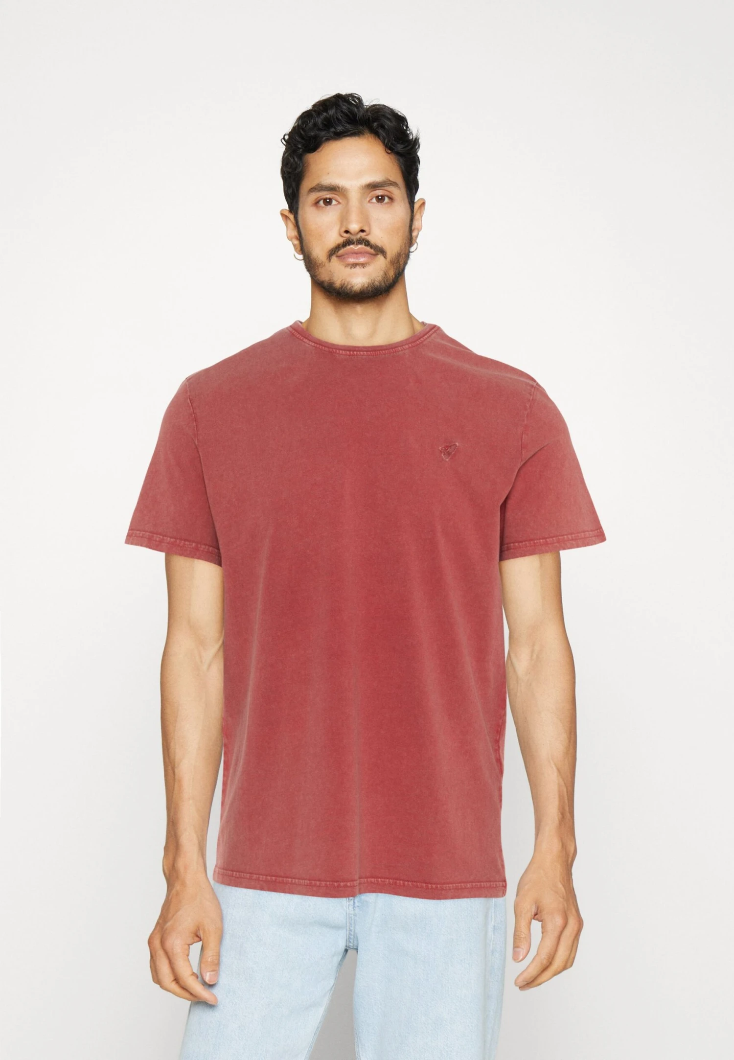 Pier One 5 Pack - T-Shirt Basic - Off-White/Lilac/Light Red 2 Pier One 5 Pack - T-Shirt Basic - Off-White/Lilac/Light Red - Afbeelding 2