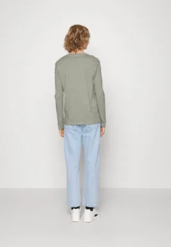 Pier One 5 Pack - Longsleeve - Black/Dark Blue/Stone -Pier One Verkoop 8c24bc676a254072a665adeab726f9f5 scaled