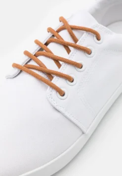Pier One Sneakers Laag - White -Pier One Verkoop 8ee2865ea6104af4858585c56071b5fc scaled