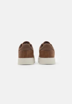 Pier One Unisex - Sneakers Laag - Cognac 8 Pier One Unisex - Sneakers Laag - Cognac -Pier One Verkoop 8fc46a00bfc54014b9ab0c4b860fd9e9 scaled