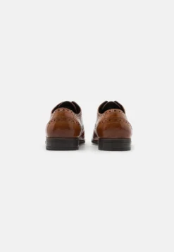 Pier One Leather - Veterschoenen - Cognac 8 Pier One Leather - Veterschoenen - Cognac -Pier One Verkoop 987fb857b7e844fdb945f4f9679d3ad0 scaled