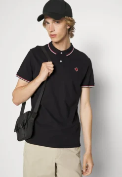 Pier One Poloshirt - Black -Pier One Verkoop a2198e4071ab472bb3a4dc65d40aa4a9 scaled