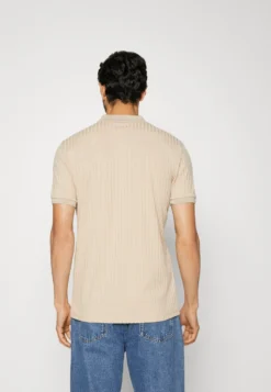 Pier One Poloshirt - Beige -Pier One Verkoop a2758c5cd10a4af5888312c014d2e760 scaled