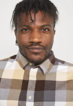 Pier One Overhemd - Beige -Pier One Verkoop a3d36c648ceb4d2d9d01dd3457efed33 scaled