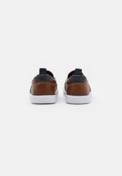 Pier One Unisex - Sneakers Laag - Cognac 8 Pier One Unisex - Sneakers Laag - Cognac -Pier One Verkoop a5827ba272184322a5f334dbbc2389e8 scaled