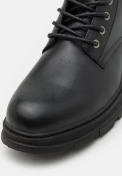 Pier One Veterboots - Black -Pier One Verkoop a8715be06b4f44849e4b99118e49a8c4 scaled