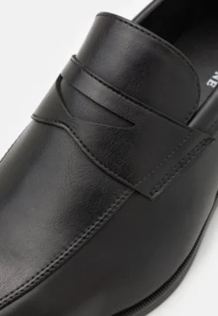 Pier One Instappers - Black -Pier One Verkoop ab4172f86f004045a39a677ca45e5fcf scaled