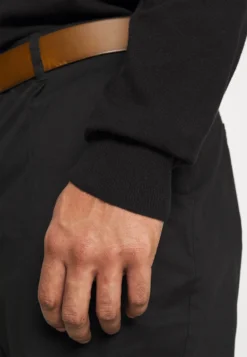 Pier One Trui - Black -Pier One Verkoop c491cef8c25c426aaa48c349875b40e7 scaled