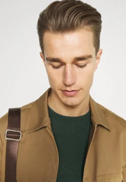 Pier One Basic Crewneck - Trui - Mottled Dark Green -Pier One Verkoop c4a75157027844b18a449c0bf30f39e5 scaled