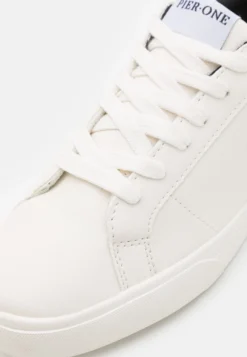 Pier One Sneakers Laag - White 11 Pier One Sneakers Laag - White -Pier One Verkoop ca39613fcdd64c58af24c36ba037ce17 scaled