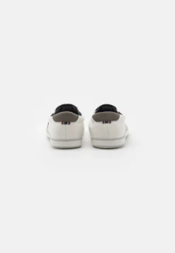 Pier One Unisex - Sneakers Laag - White 8 Pier One Unisex - Sneakers Laag - White -Pier One Verkoop cf34d9dbe69a473aaa5eca5fc31ebf3c scaled