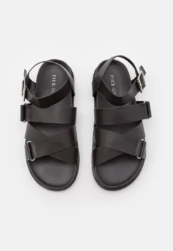 Pier One Unisex - Sandalen - Black -Pier One Verkoop cfa1a932594a4711b3c49603ed200cce scaled