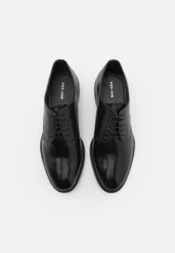 Pier One Leather - Veterschoenen - Black 9 Pier One Leather - Veterschoenen - Black -Pier One Verkoop d329b480fd9647fcb02de0ad52e20a04 scaled
