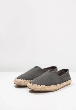 Pier One Espadrilles - Grey -Pier One Verkoop d3f6d93cf6a84c038fa1e85511b70aa4