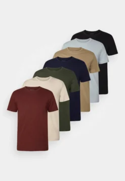Pier One 7 Pack - T-Shirt Basic - Black/Dark Blue/Dark Green 20 Pier One 7 Pack - T-Shirt Basic - Black/Dark Blue/Dark Green -Pier One Verkoop d74e2d3540cf40e38472cc37d83d230d scaled