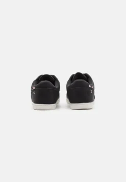 Pier One Sneakers Laag - Black -Pier One Verkoop dd1e0234af1f447085e5462bbb2e1c52 scaled