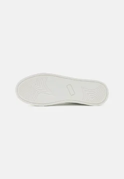 Pier One Sneakers Laag - White 10 Pier One Sneakers Laag - White -Pier One Verkoop e044cfd41da243b1a07d9dda9be2b039 scaled