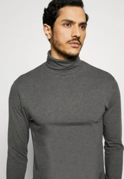 Pier One Longsleeve - Dark Gray 11 Pier One Longsleeve - Dark Gray -Pier One Verkoop e42af118bc964ff58253df3c3e082585 scaled