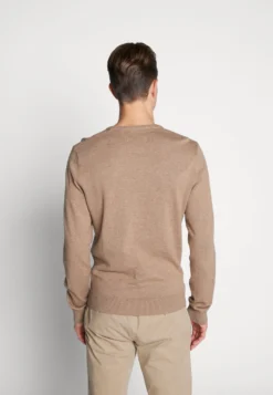 Pier One Basic Crewneck - Trui - Mottled Beige -Pier One Verkoop e45875b79af34307b546bc88a1571a7e scaled